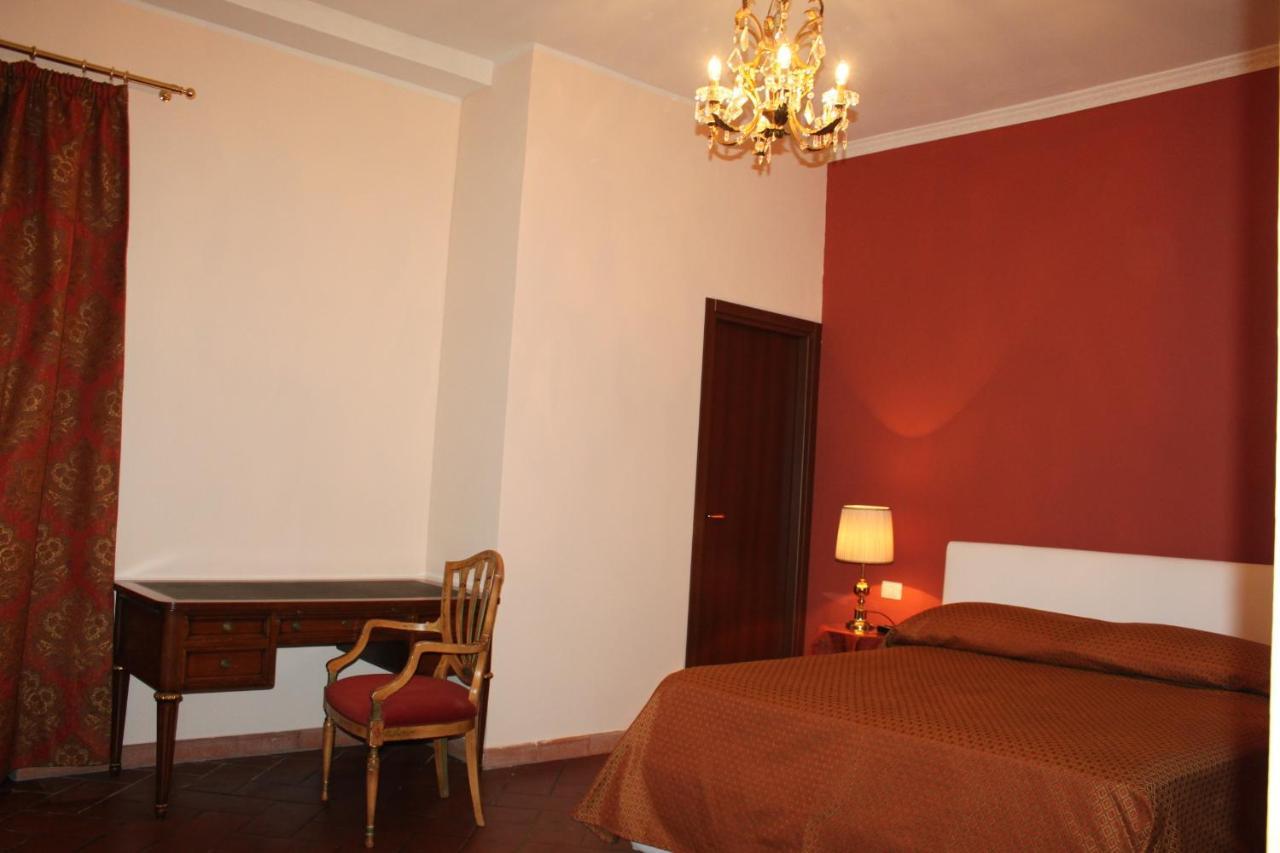 Lungarno Ponte Vecchio Hotel Florence Exterior photo